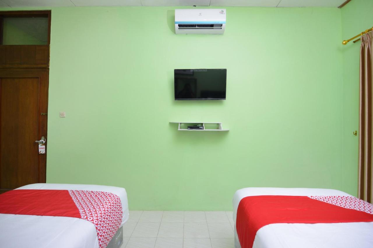 Super Oyo 1046 Omah Pathok Hotel Yogyakarta Kültér fotó