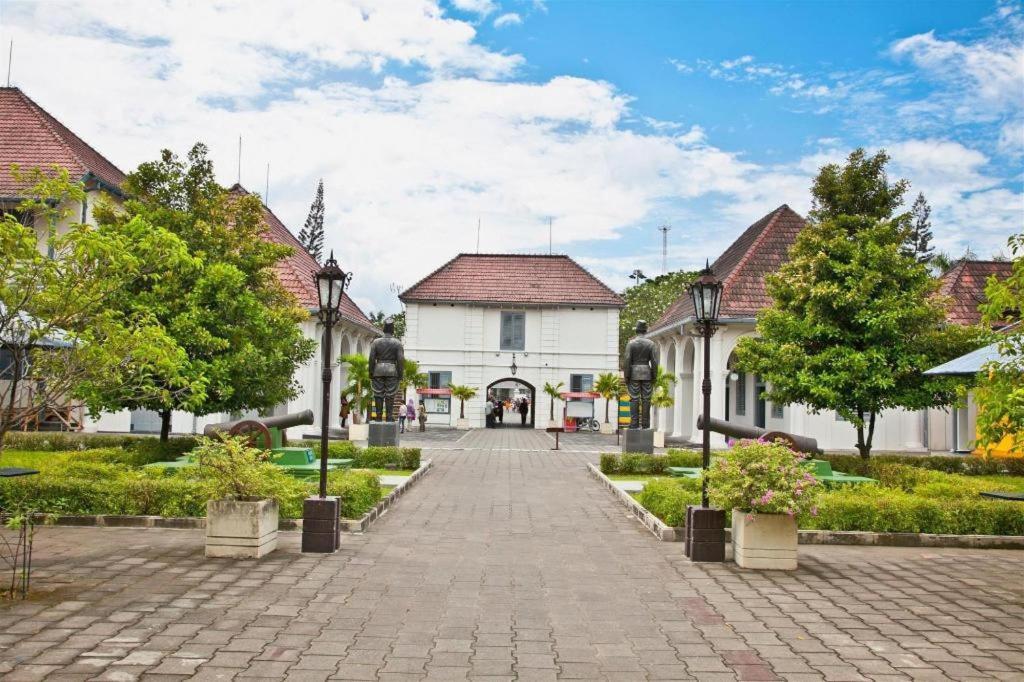 Super Oyo 1046 Omah Pathok Hotel Yogyakarta Kültér fotó