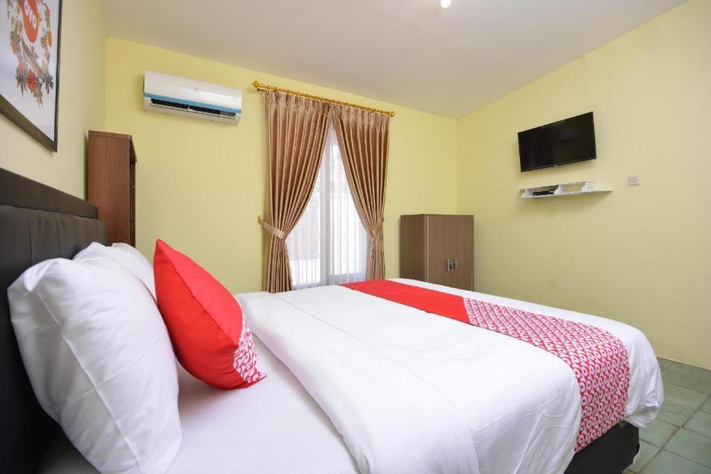 Super Oyo 1046 Omah Pathok Hotel Yogyakarta Kültér fotó